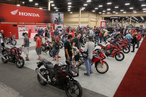 美国拉斯维加斯摩托车展览会展会现场图片