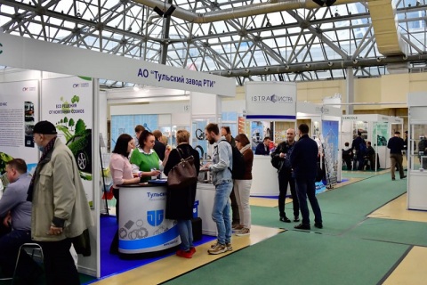俄罗斯莫斯科轮胎及橡胶展览会展会现场图片