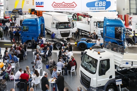 德国卡尔斯鲁厄商用车、卡车展览会展会现场图片