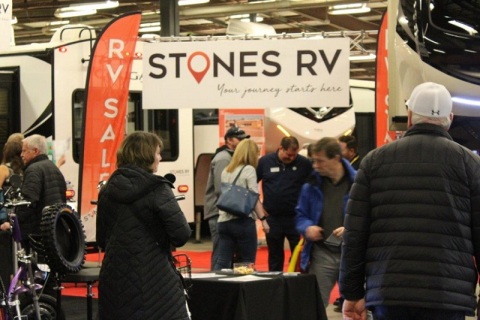 加拿大房车展览会展会现场图片