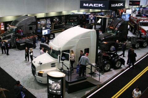 加拿大多伦多卡车展览会展会现场图片