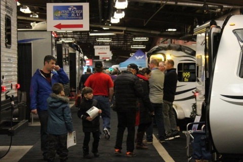 加拿大房车展览会展会现场图片