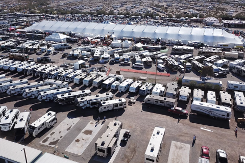 美国亚利桑那州房车展览会展会现场图片