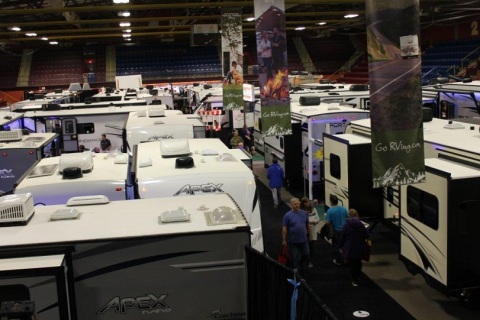 加拿大房车展览会展会现场图片