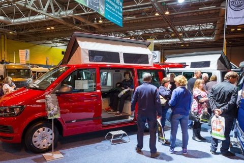 英国伯明翰房车露营展览会展会现场图片