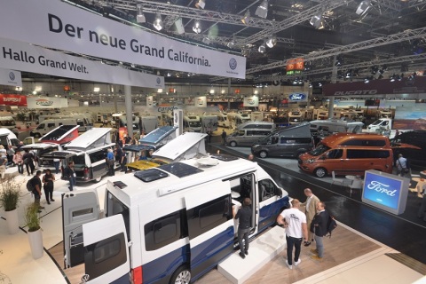 英国伯明翰房车露营展春季展会现场图片