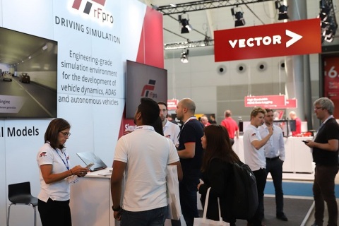 美国圣何塞无人驾驶技术展览会展会现场图片