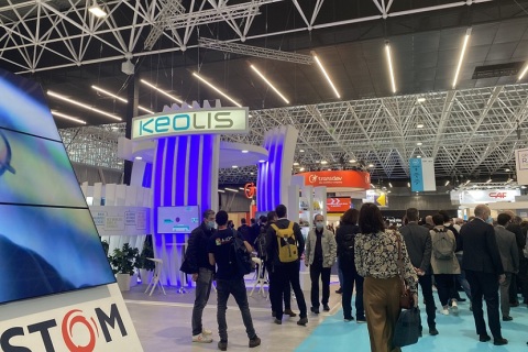 美国公共交通及客车展览会展会现场图片