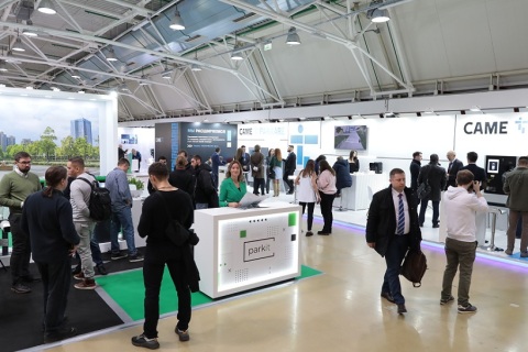俄罗斯莫斯科智慧停车展览会展会现场图片