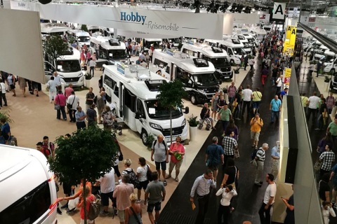 英国伯明翰房车露营展春季展会现场图片