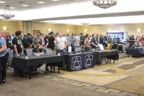 美国加利佛尼亚刀具展展会现场图片