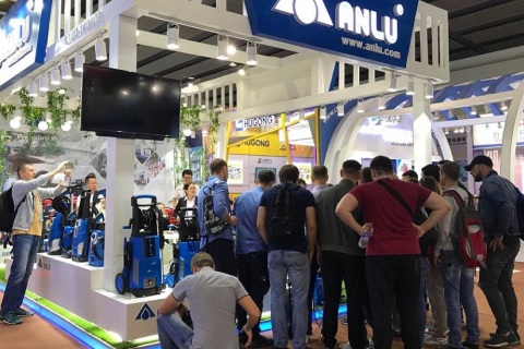 俄罗斯莫斯科五金电动工具展览会展会现场图片