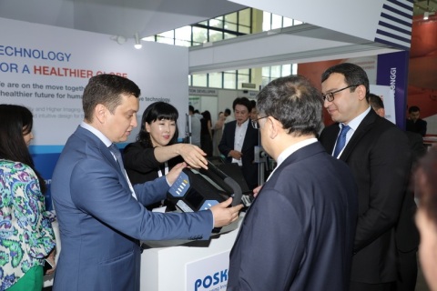 乌兹别克斯坦塔什干建材展览会展会现场图片