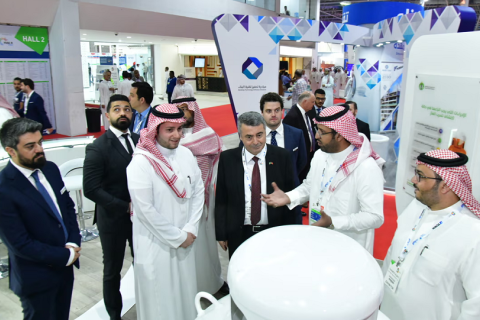 沙特五大行业展二期Big 5 Saudi展会现场图片