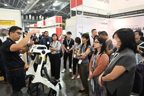 新加坡建筑建材及工程机械展览会BTA展会现场图片