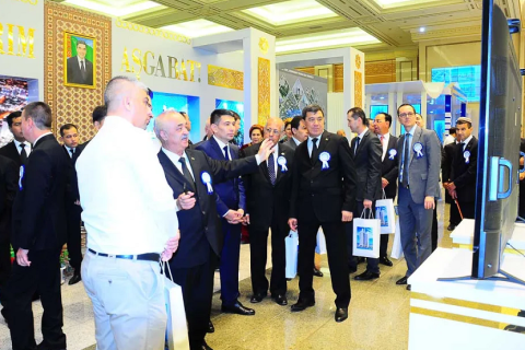 土库曼斯坦建筑建材展览会展会现场图片