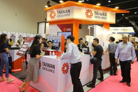 马来西亚吉隆坡建材、卫浴、室内装饰展览会展会现场图片