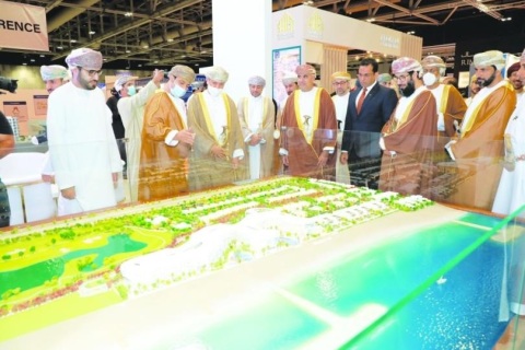 中东阿曼马斯喀特建材展览会展会现场图片