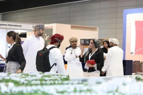 中东阿曼马斯喀特建材展览会展会现场图片