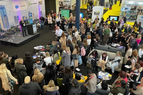 英国伦敦建筑建材展览会展会现场图片