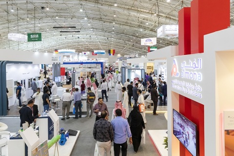 沙特利雅得建筑建材、工程机械、高空作业展览会展会现场图片