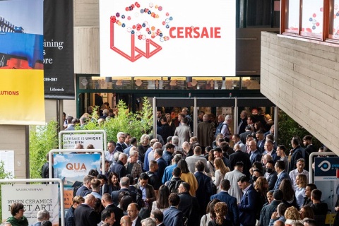 意大利博洛尼亚陶瓷卫浴展览会展会现场图片