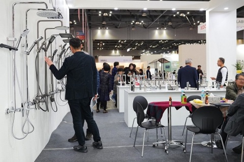 韩国釜山建筑建材、卫浴展览会展会现场图片