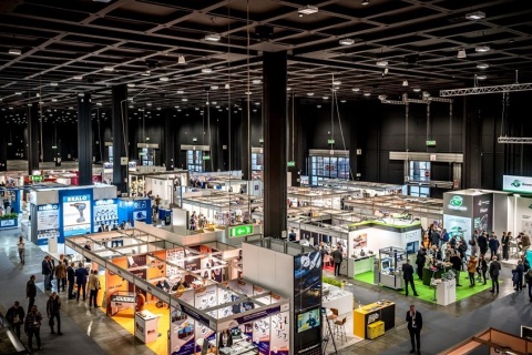 意大利米兰紧固件展览会展会现场图片