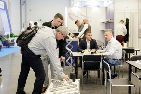 波兰紧固件展览会展会现场图片