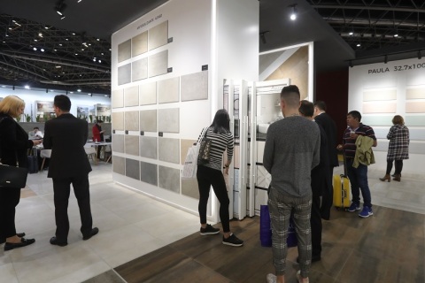 西班牙瓦伦西亚陶瓷及厨房卫浴展览会展会现场图片