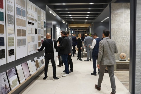 土耳其伊斯坦布尔陶瓷卫浴展览会展会现场图片