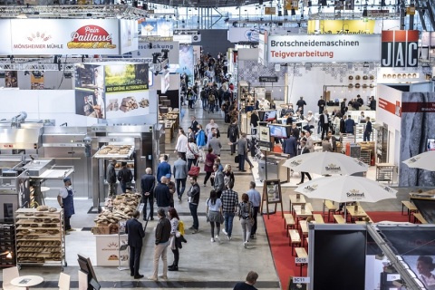 德国斯图加特门窗遮阳展览会展会现场图片