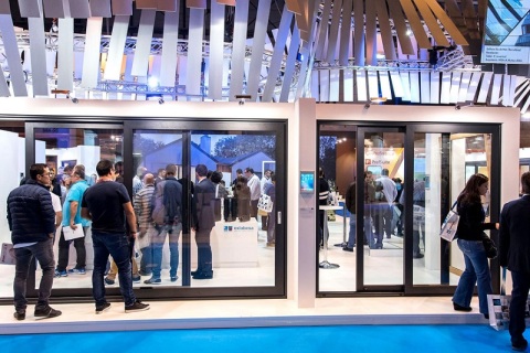 西班牙马德里国际门窗、遮阳展览会展会现场图片