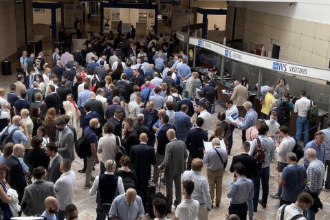 意大利贝加莫工业阀门峰会暨展览会IVS展会现场图片