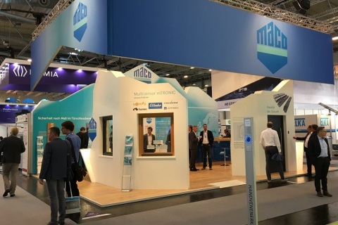 西班牙马德里国际门窗、遮阳展览会展会现场图片