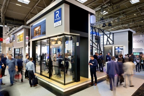 中东迪拜门窗幕墙展览会展会现场图片