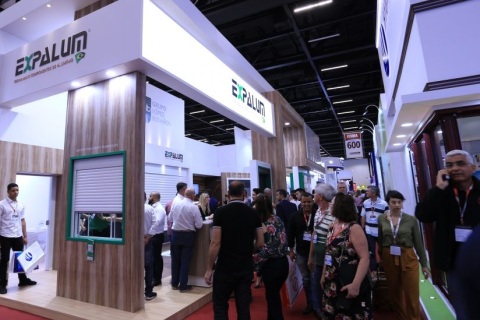 巴西圣保罗门窗幕墙展览会展会现场图片