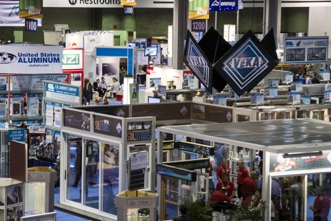 美国玻璃门窗幕墙展览会展会现场图片