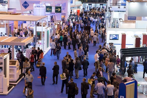 西班牙马德里国际门窗、遮阳展览会展会现场图片