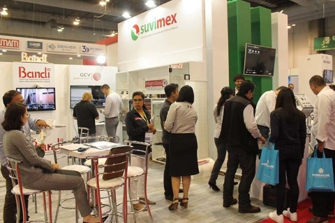 墨西哥玻璃、门窗幕墙展览会展会现场图片