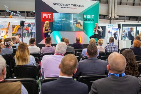 英国伯明翰玻璃门窗展览会展会现场图片