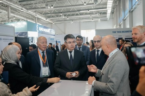 哈萨克斯坦阿特劳石油及天然气展览会展会现场图片