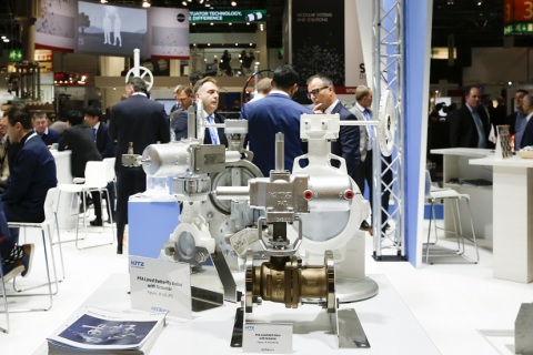 新加坡阀门世界展览会展会现场图片