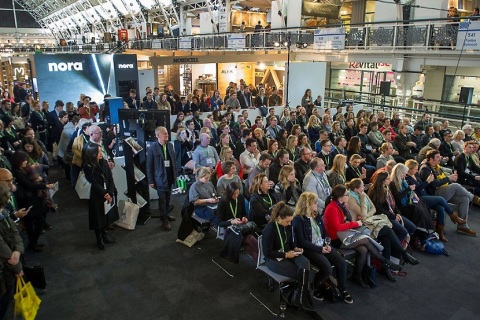 英国伦敦地面材料展览会展会现场图片