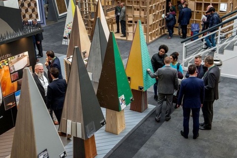 英国伦敦地面材料展览会展会现场图片