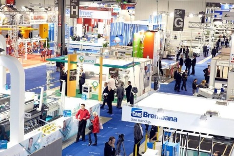 意大利米兰玻璃工业展览会展会现场图片