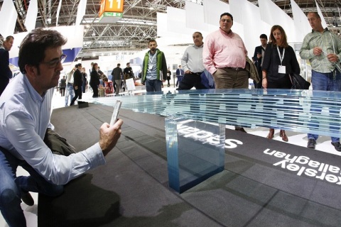 德国杜塞尔多夫玻璃工业展览会展会现场图片