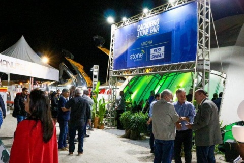 巴西卡舒埃鲁石材展览会展会现场图片