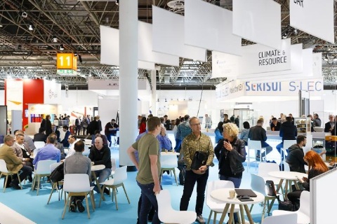 德国杜塞尔多夫玻璃工业展览会展会现场图片