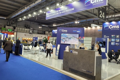 意大利米兰玻璃工业展览会展会现场图片